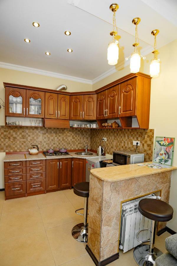 Apartment On Javakhishvili Batum Dış mekan fotoğraf