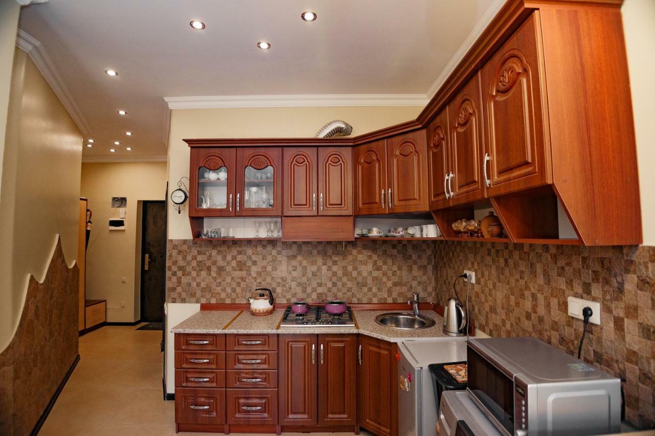 Apartment On Javakhishvili Batum Dış mekan fotoğraf